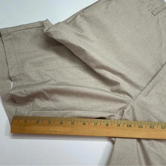 Pebble Beach Mens Size 36 tan golfing shorts 0231 - Picture 6 of 8